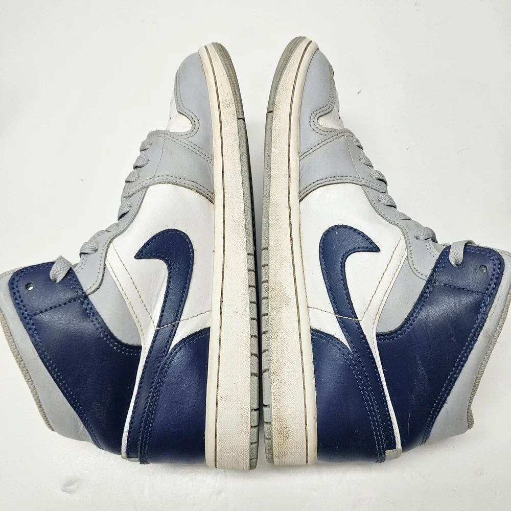 Nike Air Jordan 1 Mid Retro High OG Mens Sz 9.5 DQ8426-104 Wolf Grey White Navy